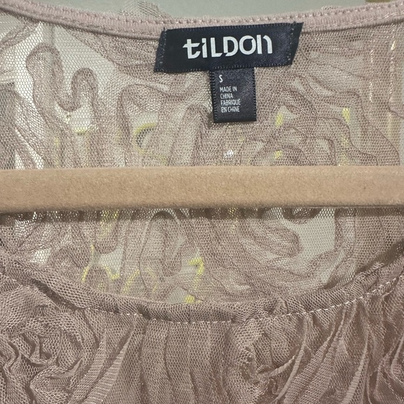 Tildon Floral Appliqué Top - Picture 2 of 3